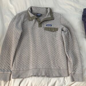Patagonia women’s Quilted Snap-Placket Pullover Sweater - Light Gray, S